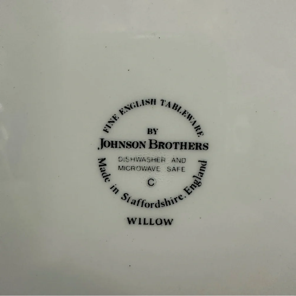 Johnson Brothers Willow Blue - Blue Willow Dinner Plate 10 1/4”